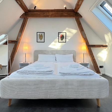 Ludwigshome - Zentrale Lage, Luxusbad, Workspace, Klima Лудвигсбург Екстериор снимка