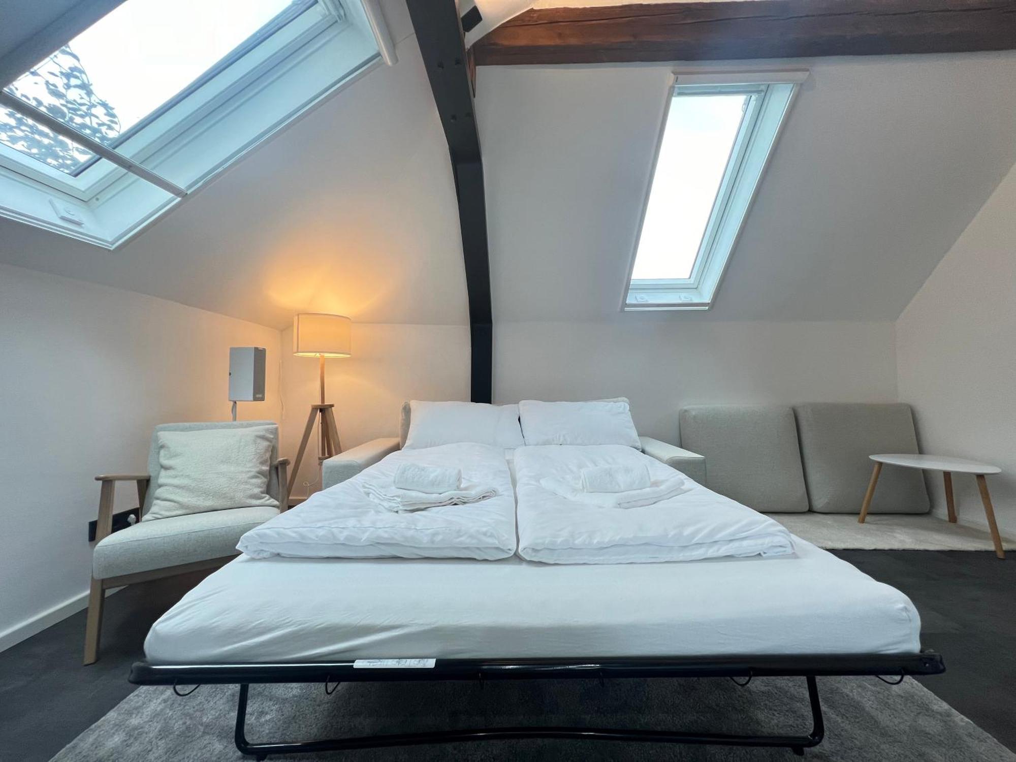 Ludwigshome - Zentrale Lage, Luxusbad, Workspace, Klima Лудвигсбург Екстериор снимка